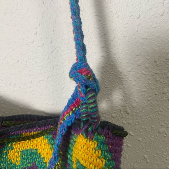 Women's Boho Artisanal Colorful Crochet/Knit Crossbody Bag W/ Drawstring Closure - Picture 9 of 15